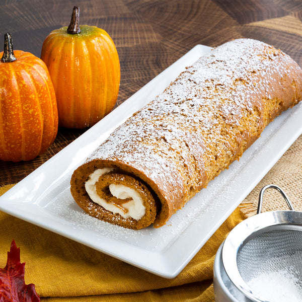 Deliciously Spiced Pumpkin Cream Cheese Cake Roll: A Fall Favorite